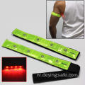 Reflecterende armband met led-verlichting aan de zijkant